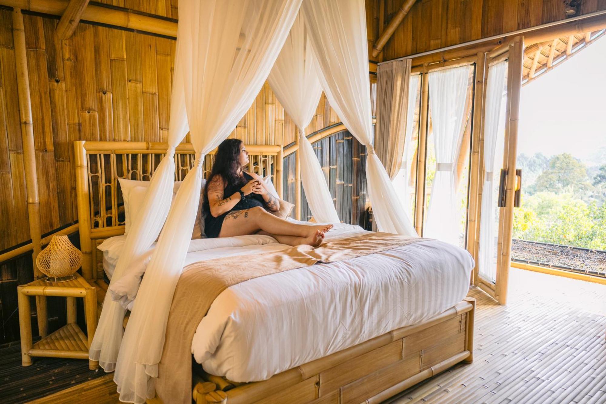 Danaswari Bali Bamboo House Villa Selat Exterior photo
